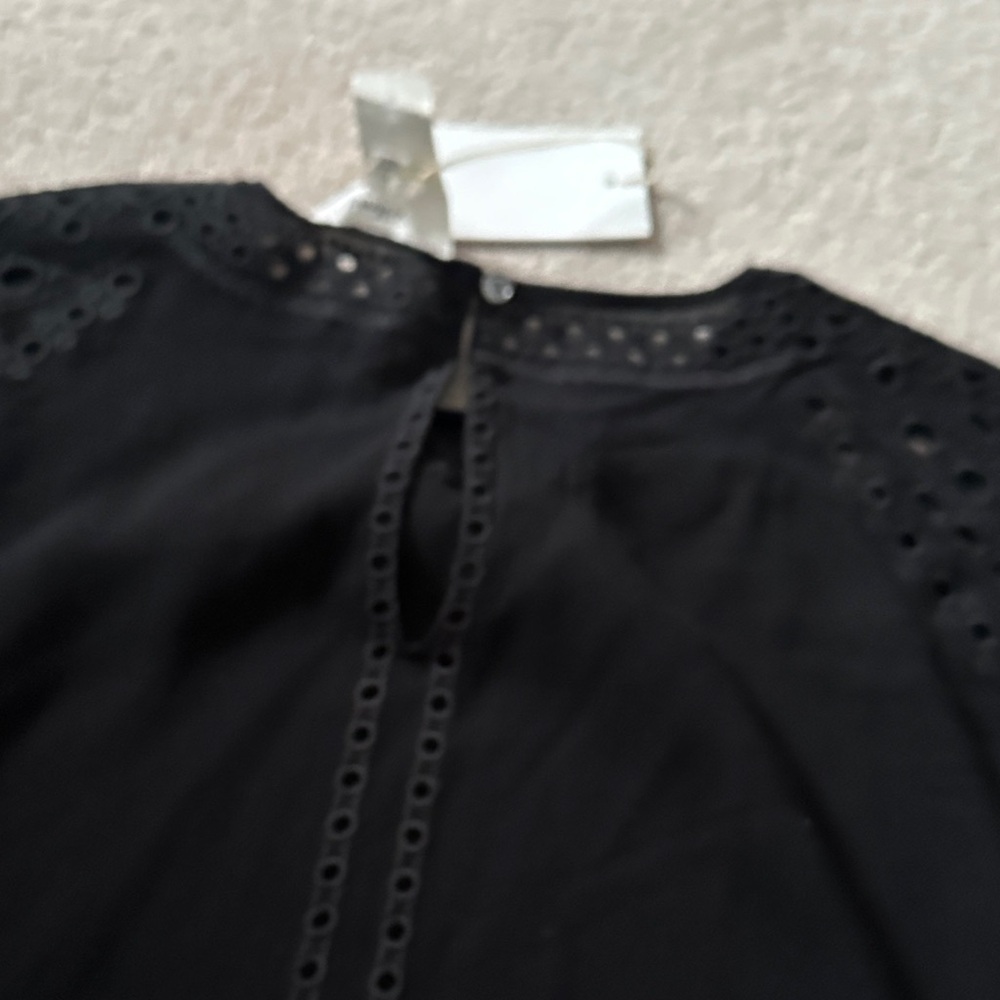 Aritzia Black Lace-Trim Cap Sleeve Top! - Picture 8 of 9